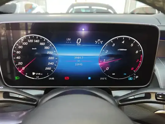Mercedes-Benz GLC 2023 (34000 км)