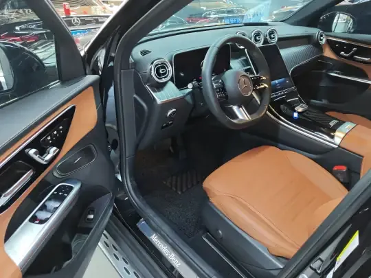 Mercedes-Benz GLC 2023 (34000 км)