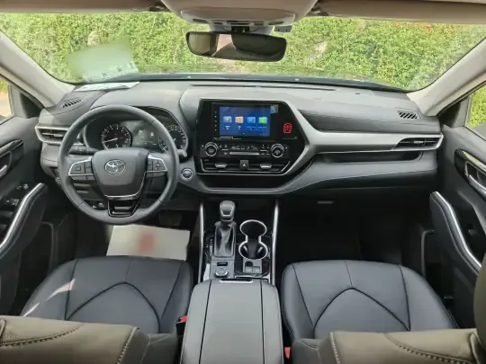 Toyota Highlander 2022 (6300 км)