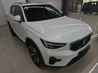 Volvo XC40 2023 (23400 км)