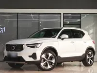 Volvo XC40 2023 (23400 км)