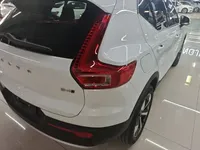 Volvo XC40 2023 (23400 км)