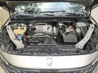 Roewe RX5 2023 (128100 км)