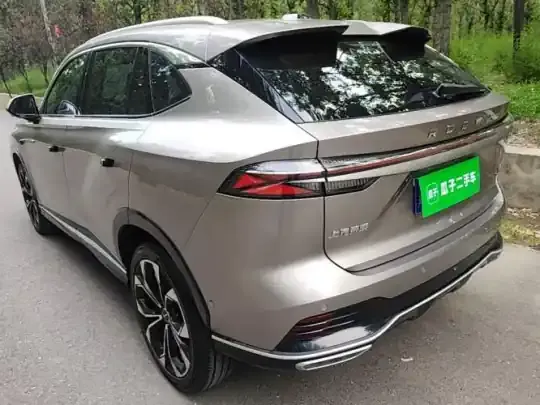 Roewe RX5 2023 (128100 км)