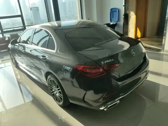 Mercedes-Benz C-Class 2023 (38700 км)