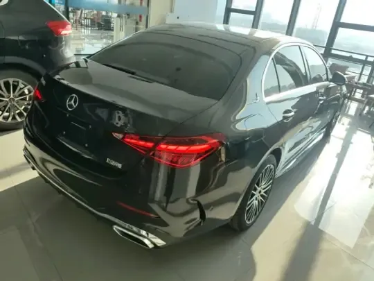 Mercedes-Benz C-Class 2023 (38700 км)