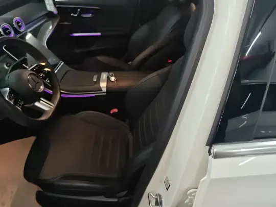 Mercedes-Benz C-Class 2023 (85800 км)