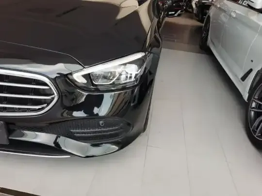 Mercedes-Benz C-Class 2023 (72700 км)