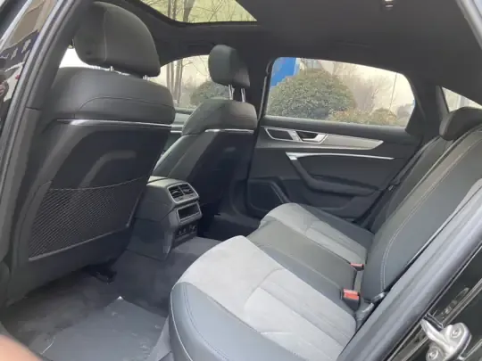 Audi A6L 2023 (42500 км)