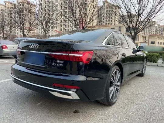 Audi A6L 2023 (42500 км)