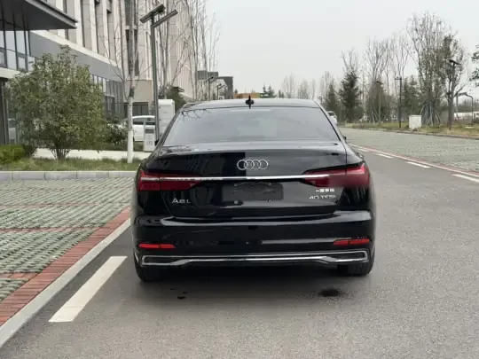 Audi A6L 2023 (87100 км)