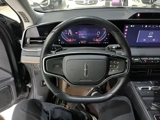 Lincoln Z 2022 (29800 км)
