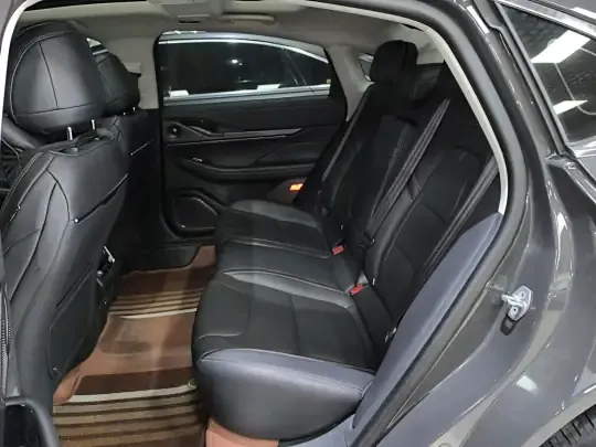 Lincoln Z 2022 (29800 км)