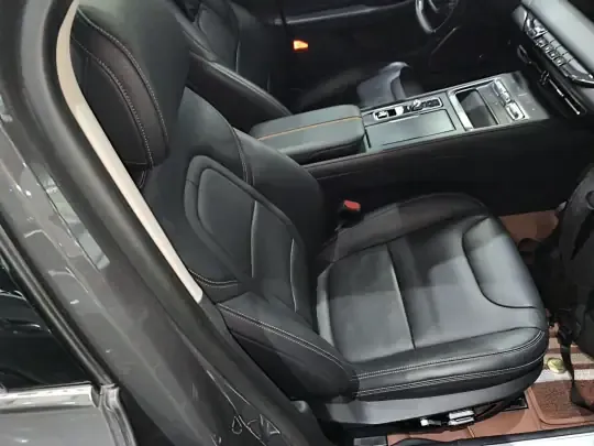 Lincoln Z 2022 (29800 км)