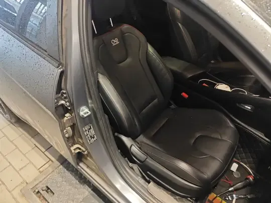 Hyundai Elantra 2022 (72900 км)