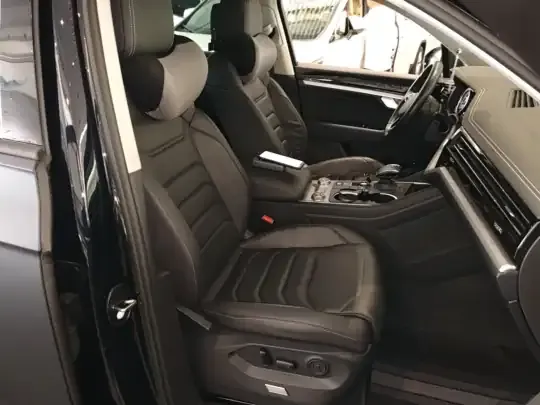 Volkswagen Touareg 2022 (31900 км)