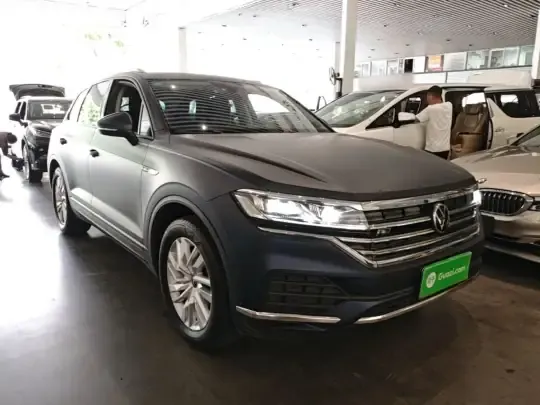 Volkswagen Touareg 2022 (31900 км)