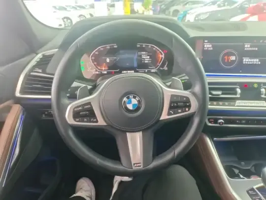 BMW X6 2022 (34500 км)