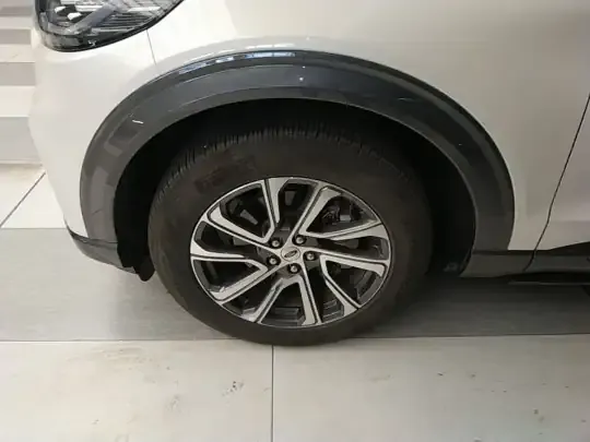 Ford Explorer 2023 (12400 км)