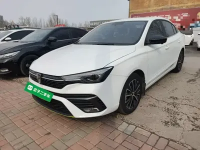 Roewe i5 2021 (30400 км)