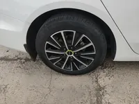 Roewe i5 2021 (30400 км)