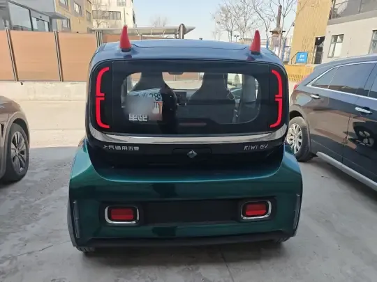 Baojun KiWi EV 2023 (18500 км)