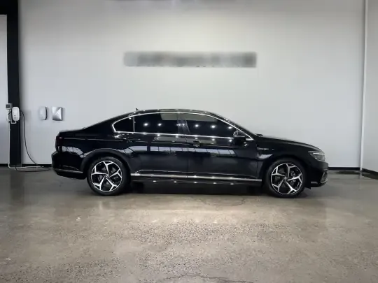 Volkswagen Magotan 2023 (40700 км)