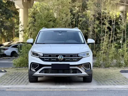 Volkswagen Tayron 2023 (9300 км)