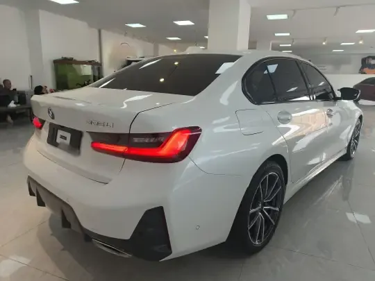 BMW 3 Series 2023 (37900 км)