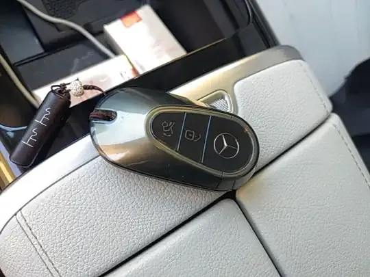 Mercedes-Benz EQE 2022 (97500 км)