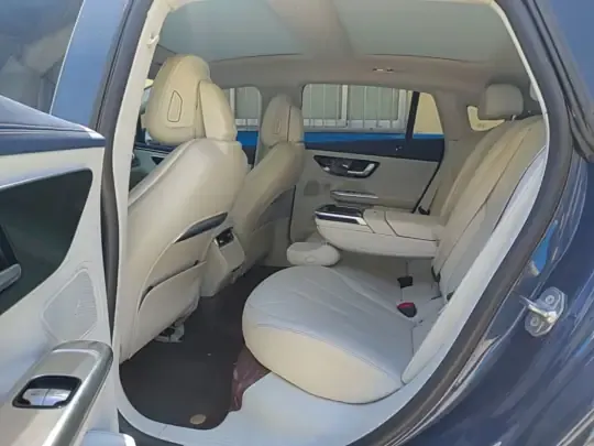 Mercedes-Benz EQE 2022 (97500 км)