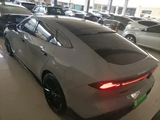 Changan UNI-V 2022 (47699 км)