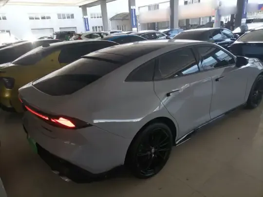 Changan UNI-V 2022 (47699 км)