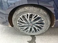 Hongqi H5 2023 (13600 км)
