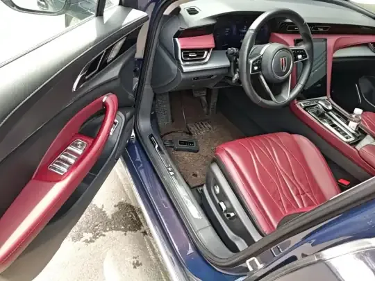 Hongqi H5 2023 (13600 км)