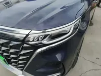 Roewe iMAX8 New Energy 2022 (300 км)