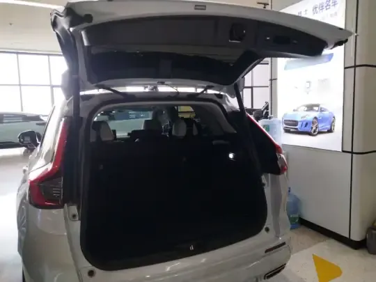 Honda CR-V New Energy 2023 (27200 км)