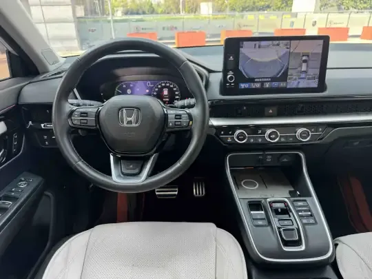 Honda CR-V New Energy 2023 (27200 км)