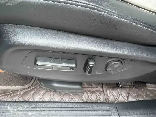 Honda CR-V New Energy 2023 (27200 км)