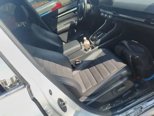 Honda CR-V New Energy 2023 (25500 км)