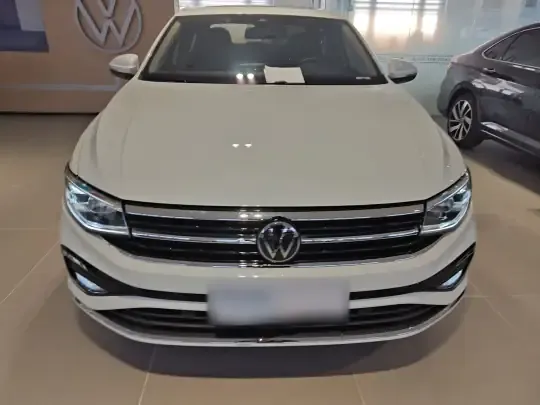 Volkswagen Bora 2023 (8100 км)