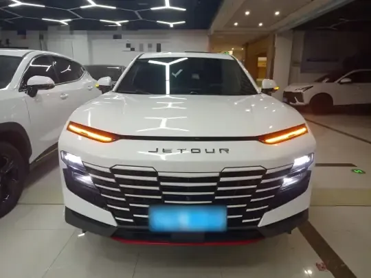 JETOUR Dashing 2022 (33200 км)