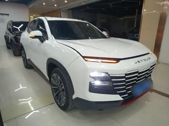 JETOUR Dashing 2022 (33200 км)
