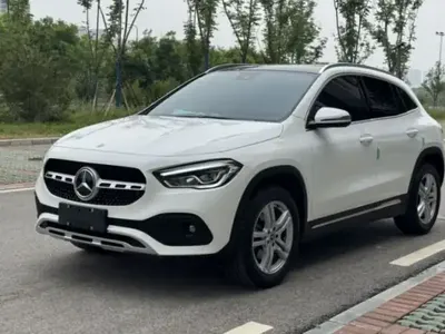 Mercedes-Benz GLA 2023 (38300 км)