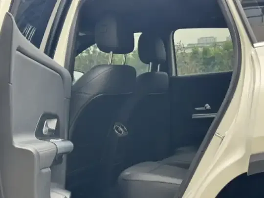 Mercedes-Benz GLA 2023 (38300 км)
