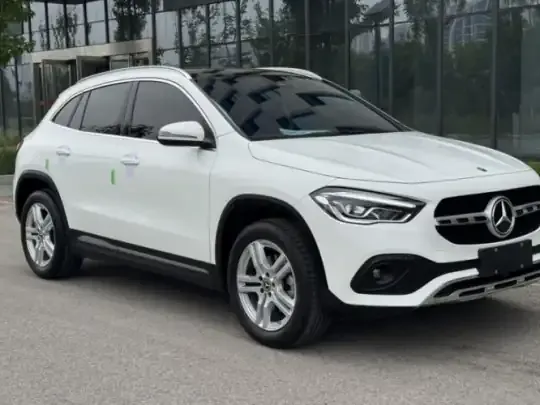 Mercedes-Benz GLA 2023 (38300 км)