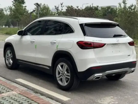 Mercedes-Benz GLA 2023 (38300 км)