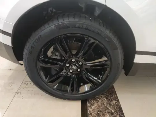 Land Rover Range Velar 2023 (44300 км)