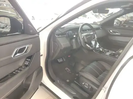Land Rover Range Velar 2023 (44300 км)