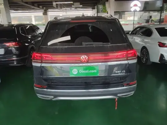 Volkswagen Teramont 2023 (95399 км)